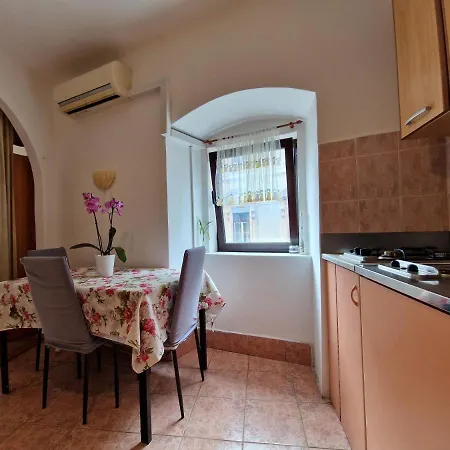 Lägenhet Apartman Vesna